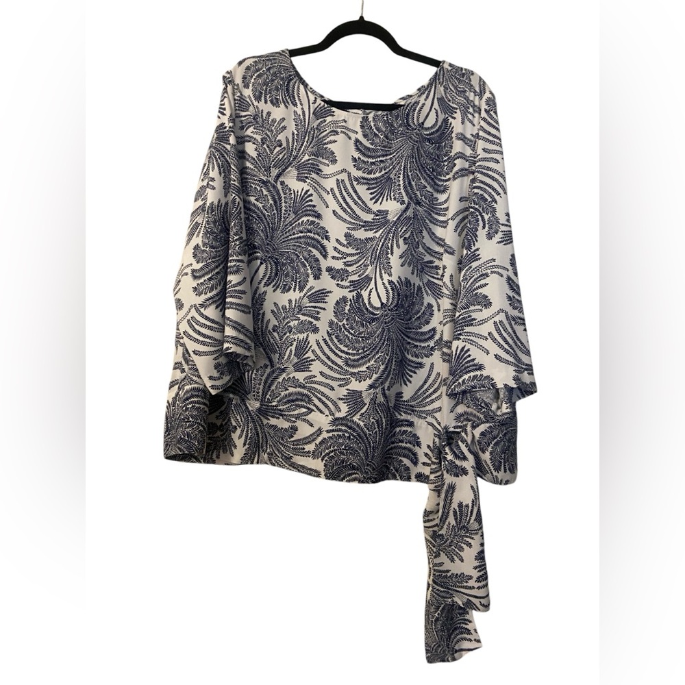 Talbots white & navy leaf print, side tie shirt. Size tag removed-size 20.